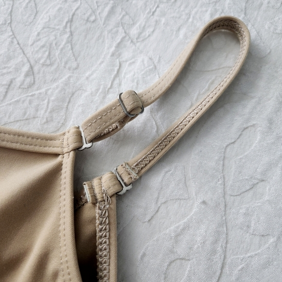 Capezio Girls Nude One Piece Bodysuit, Little Girls Size Large - Picture 5 of 10